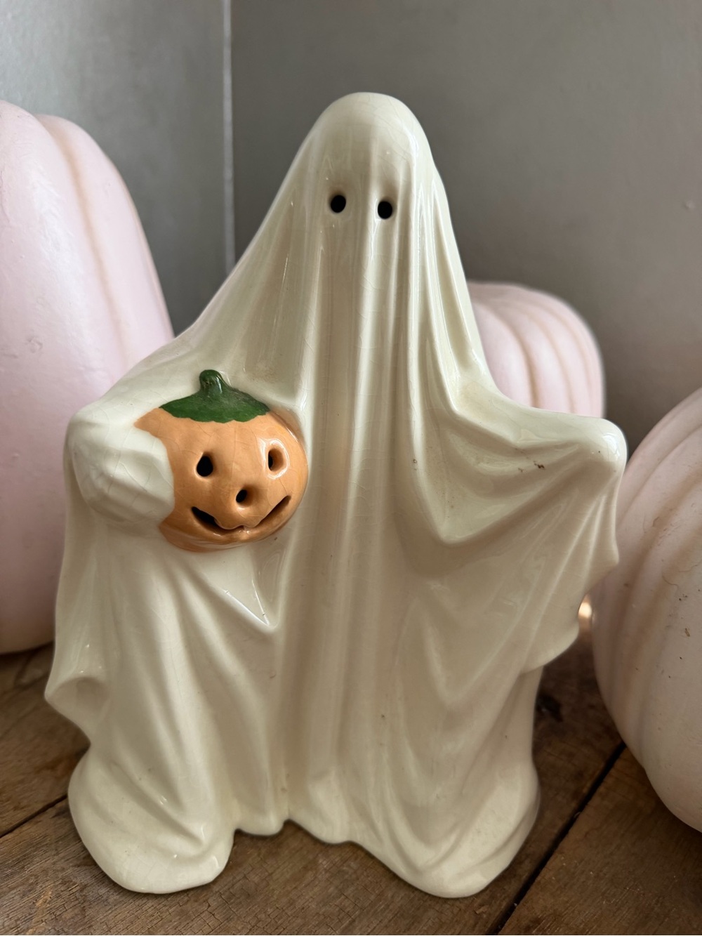 Vintage Ceramic Ghost Figurine with Pumpkin Lamp - Picture 2 of 5